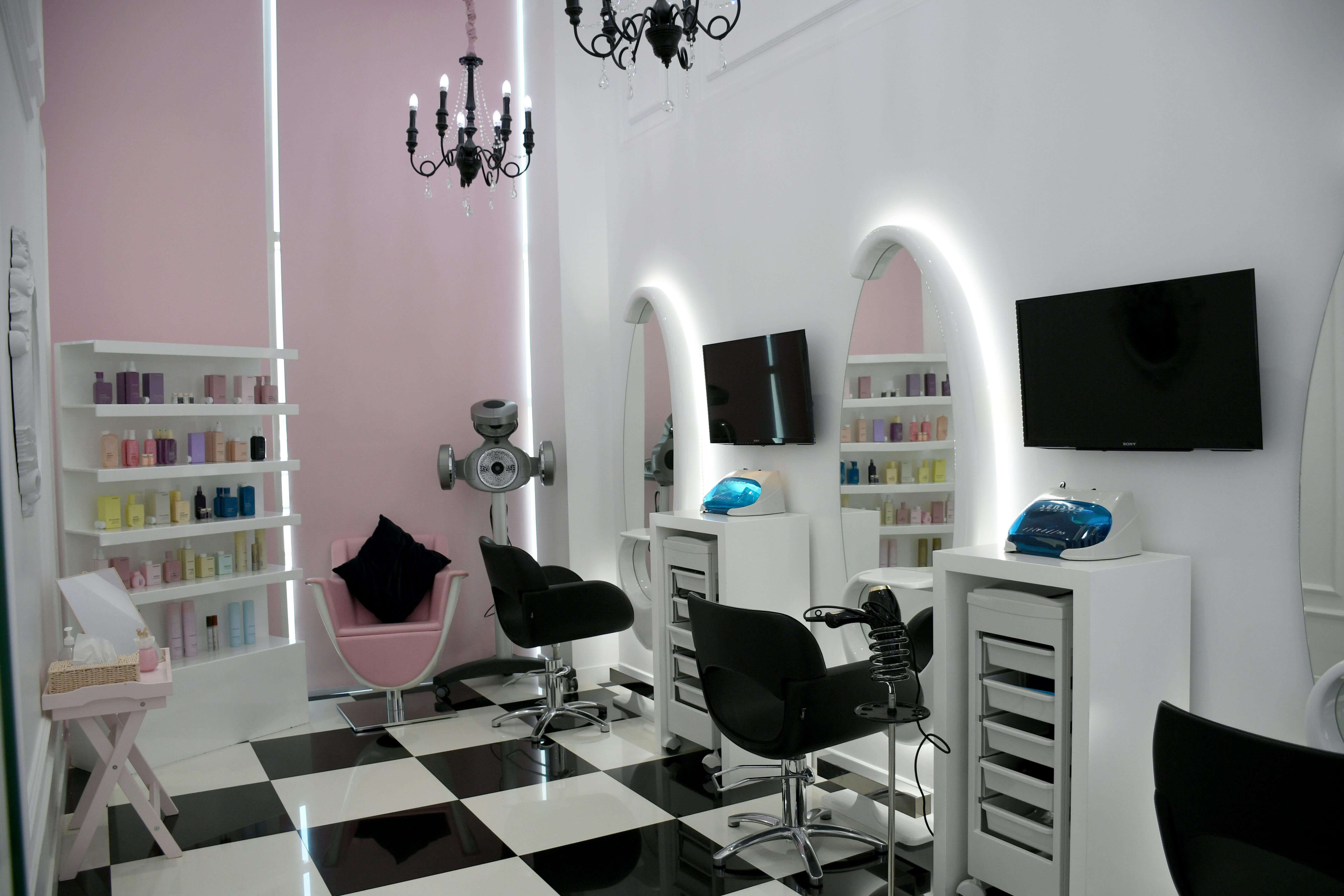 Salon
